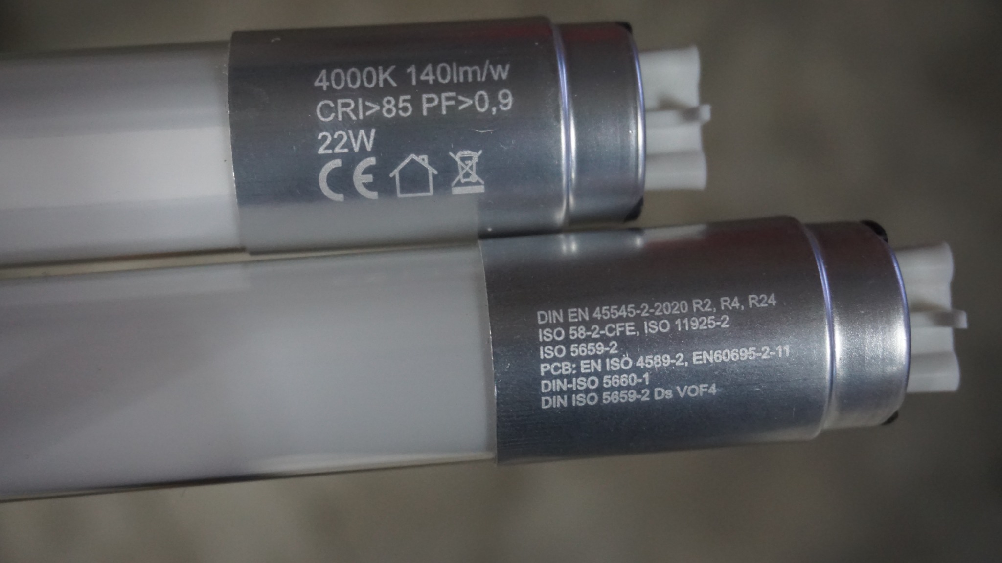 LED-Bahnröhren T8
